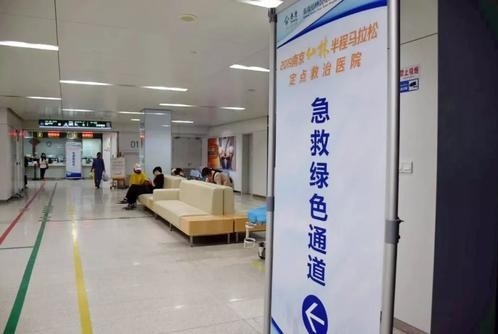 北京各二级以上医院入口将增设老年患者“无健康码”绿色通道