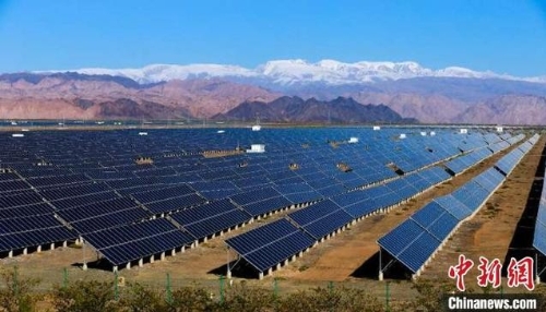 架起空中“能源丝路”“疆电外送”推动绿色发展